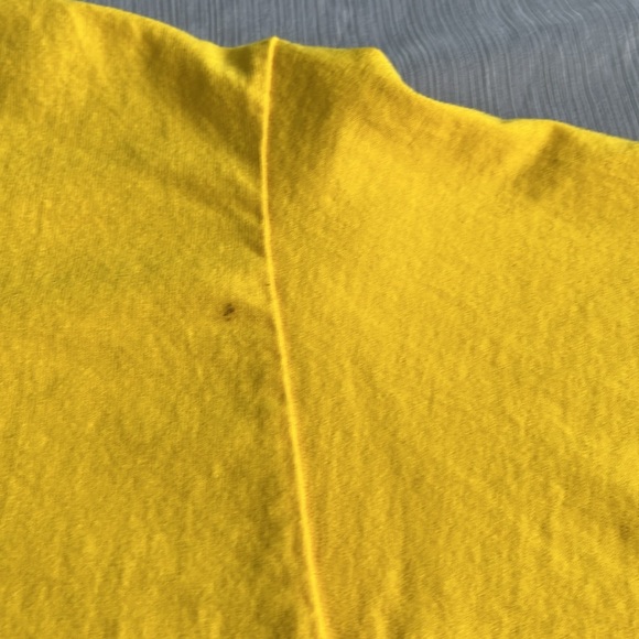 T Shirts / Mello Yello / Size M - Picture 4 of 6